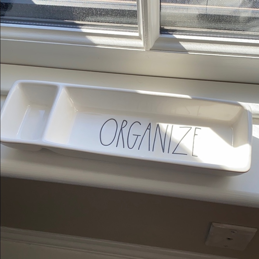 Rae Dunn Organizer thing 🤓